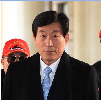 원세훈, 대선 개입 혐의 유죄 불복해 대법 상고  