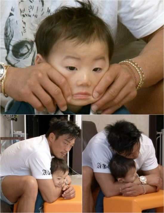 ‘슈퍼맨’ 송민국, 추성훈 손길에 짜부라진 볼… ‘귀여움 폭발’  