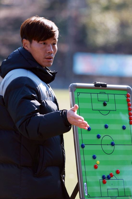 [프로축구] 광주 남기일 감독 “우린 기적을 이룬 팀… 올 시즌 자신 있다”  