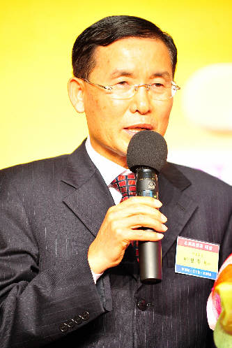 프로축구 2부 고양, 사령탑에 이영무 감독 재선임  