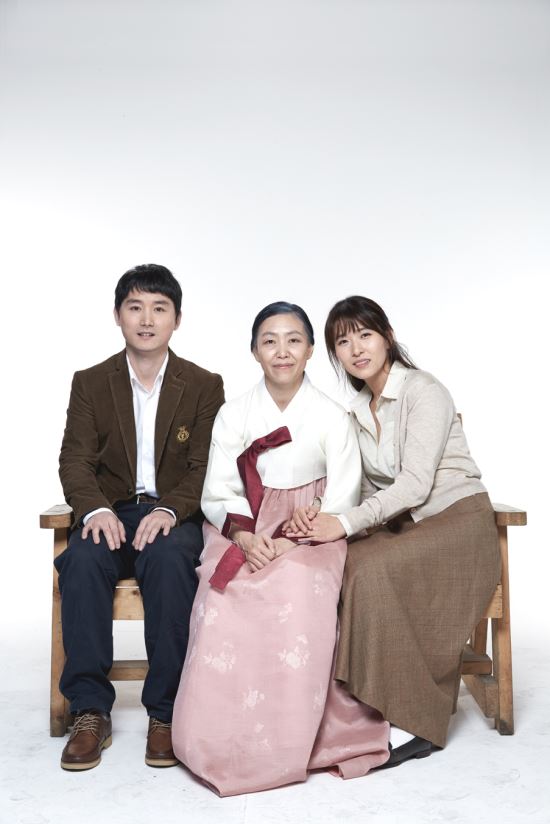 포에틱 뮤지컬 ‘봄날’ 2월21일 대학로 아트원씨어터2관 개막 ‘가족의 소중함’ 일깨우는 감성무대  