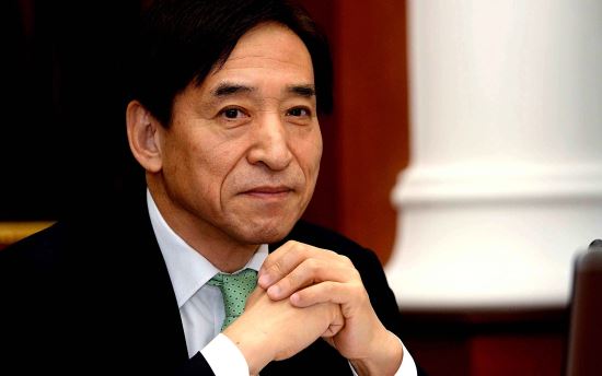 “현 기준금리, 실물경기 제약하지 않는다” … 이주열 총재 속뜻은?  