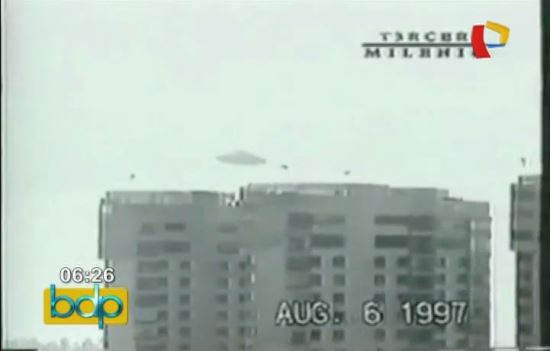 UFO ֱ 缭 2ð  Ÿƴ ֣  