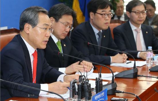 [美대사 테러] ˝나 떨고 있니？˝… 긴장하는 야당과 진보진영 ´개인적 일탈´ 치부  
