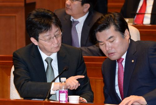 정부정책 작심비판한 유승민… “규제 풀어 어떻게 하겠다는 정책은 근본 대책 못 돼”  