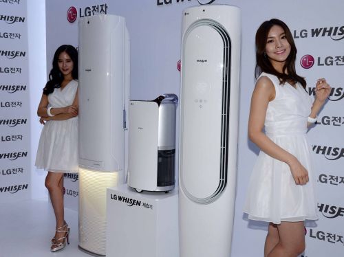 “건조해서 입이 쩍쩍 말라붙는데 제습기가 잘 팔린다”… ‘계절 가전’의 변신  