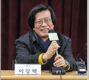 [인터뷰]'´여우인간´ 쓴  거장 이강백…  ˝절박한 감정이 목구멍까지 차올라 희곡 저술˝  