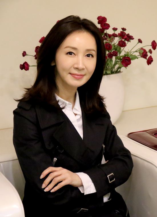 전인화 “전설의 마녀, 40부작 어떻게 흘러갔는지 모를 정도”  