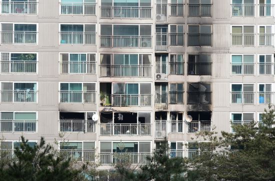 “불나면 어쩌라고” 아파트 소방호스 노즐 수십개 훔쳐가  