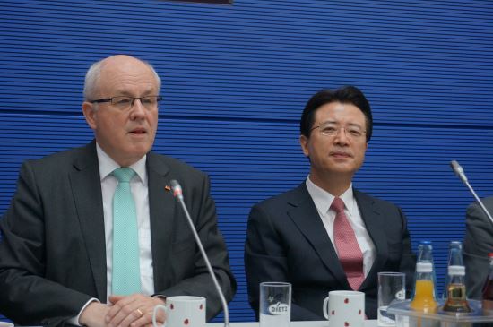 볼커 카우더 독일기독교민주연합(CDU) 원내대표가 말하는 통일  