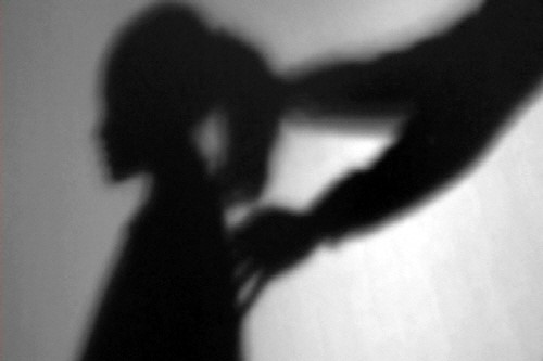 시내버스서 여고생 성추행한 인천지방법원 소속 공무원 입건… 잠자던 여고생 허벅지 수차례 만져  