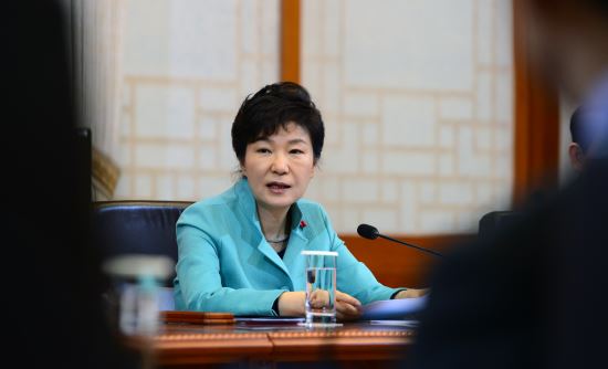 박대통령 추모사 “다시는 천안함 피격 같은 일 일어나지 않도록 할것”  