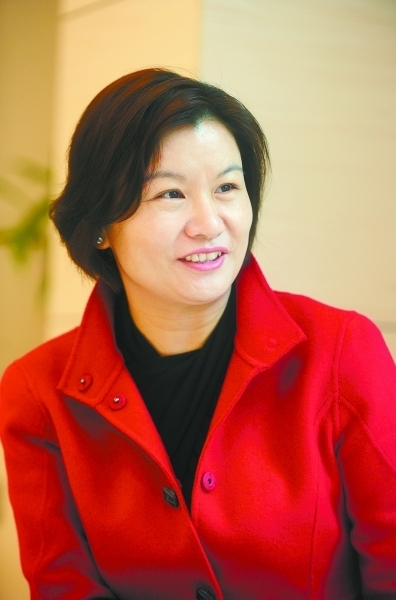 `알바 여성' 중국 최대 여성부호 등극  