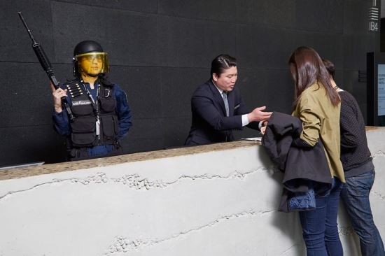 “우리 회사에도 도입이 시급합니다” 게임회사 넥슨의 흔한 만우절 출근길 풍경  