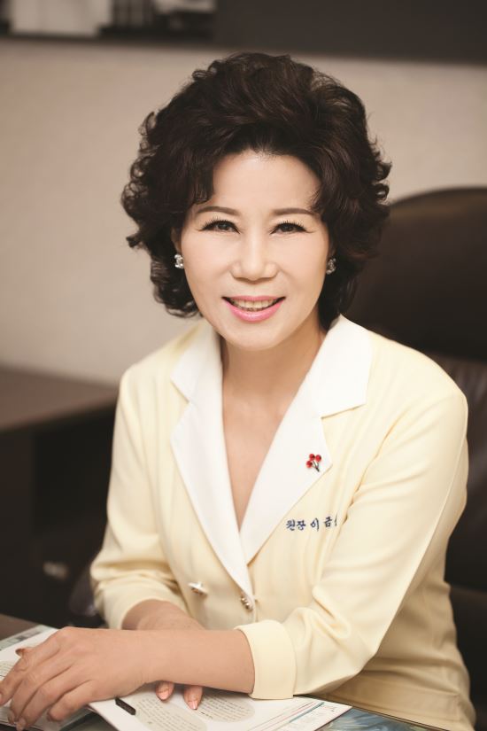 ‘피부명인’ 이금희 회장 中 진출 도전 “피부밥으로 정화하고파”  