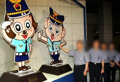 돈 상납에 카드깡에 몰래 골프까지… 막나간 경찰서장  