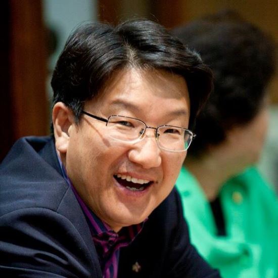 “경향신문 압수수색하라”권성동,증거인멸 우려?  