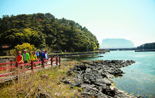 [포토] 제주 ‘성산·오조 지질트레일’ 개통  