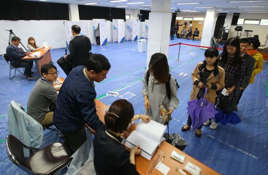 재보선 투표율 오후 1시 현재 23.0%…사전투표 반영  