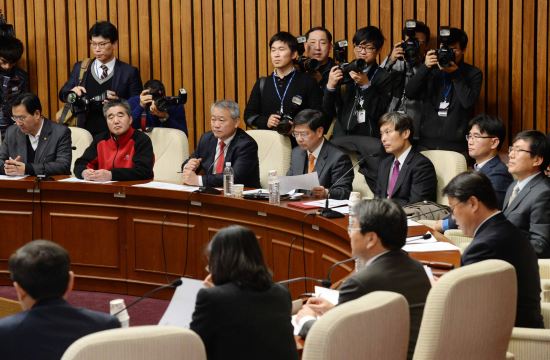 [긴급]공무원연금 합의안, 총재정투입 70년간 308조원 감축  