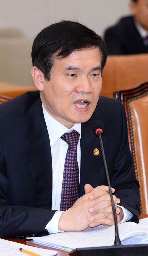 “청탁 접대문화, 뿌리깊은 폐해” 권익위원장, 더치페이 문화 정착 강조  