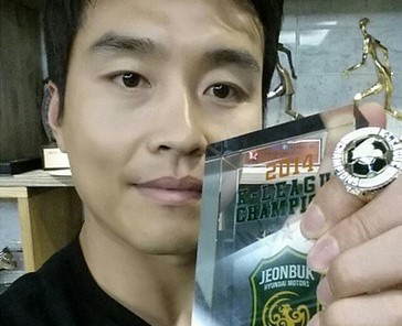 “이동국씨, 야구 ‘전파낭비’란 말 취소하세요” 야구팬 뿔났다  