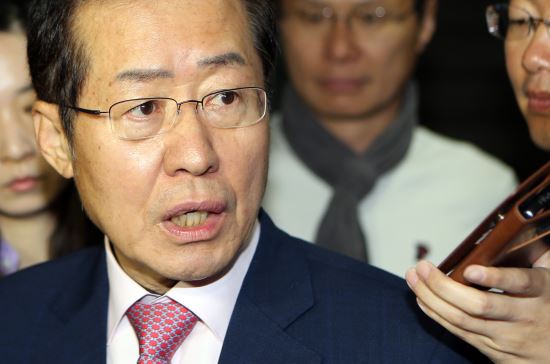 ‘모래시계 검사’ 홍준표, 8일 검사 앞에 선다  