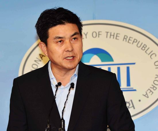 “연금합의안 개악” 김태호, 최고위원직 사퇴 불사  