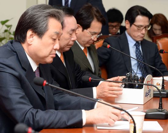 “책임론·당청균열·계파갈등...삼중고” 與, 돌파구가 안 보인다  