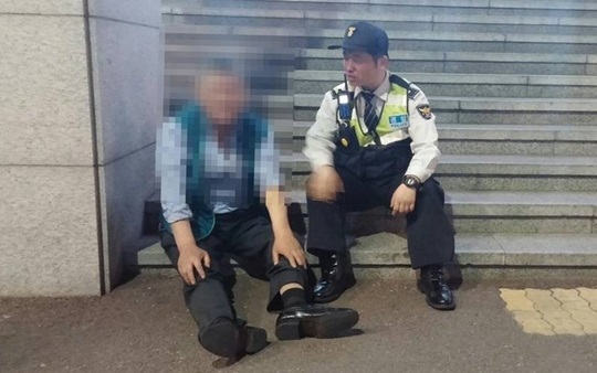 “부모님께 전화 한통 드리세요”… 버스전용차로에 뛰어든 할아버지 사연  