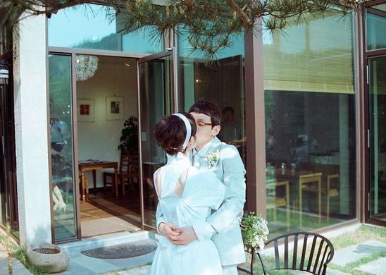 [포토] 예비엄마 하시시박, 결혼식 비하인드컷 공개 “참 예쁘다”  