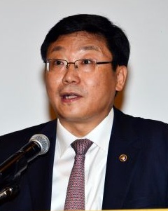 주형환 기재부 차관, 유럽부흥개발은행 총회 참석  
