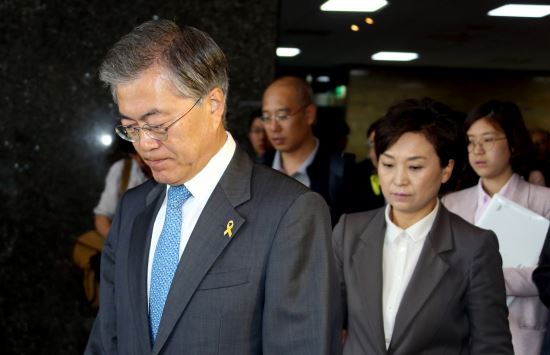 새정치연합, ‘마이웨이 문재인’ vs  ‘안된다는 비노’  
