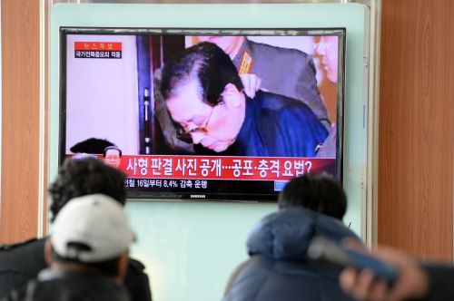 [김정은 공포정치] 김정일 운구 7인방, 누가 살아남았나  
