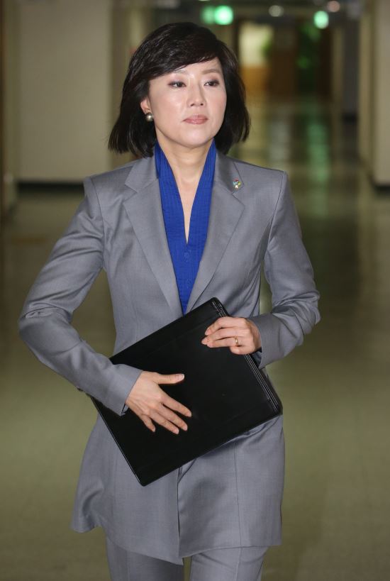 “조윤선 사퇴, 자신 말에 책임을 진 것?” 이근면 “연금개혁 안되면 그만두겠다고 수차례 말해”  