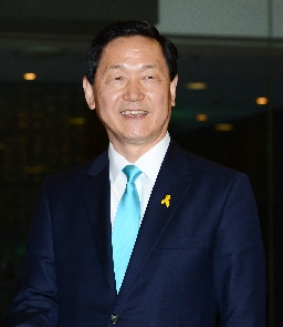 말아끼는  김상곤,  시끌벅적한 새정치연합  