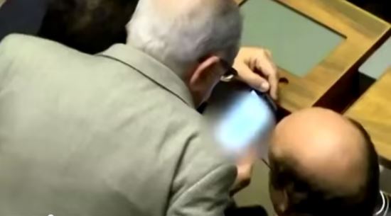 [] ȸ弭  ߵ  ɸ  ȸǿ  