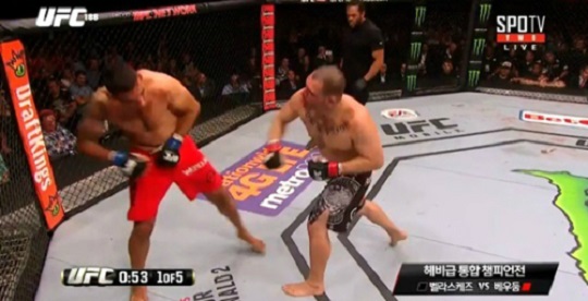 ,    UFC  èǾ ء  14° èǾ  