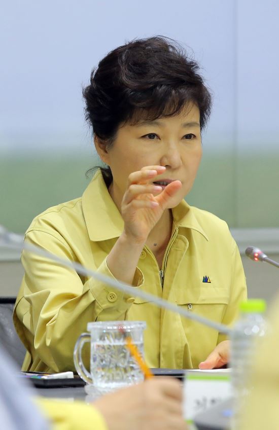 ޸  켱  Ӵ 뱹λ    