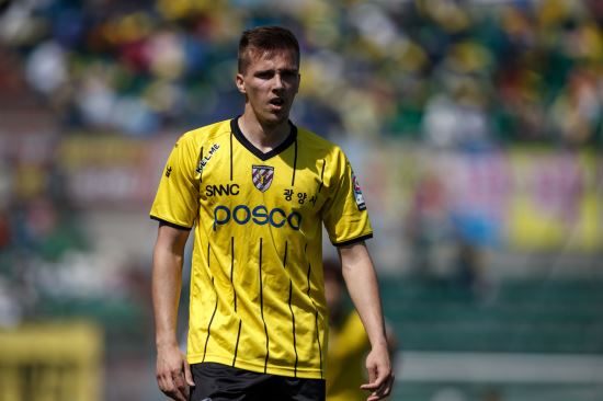   K Ŭ 18 MVP  