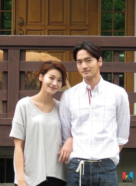 ‘가면’ 유인영-‘너사시’ 이진욱 훈내 진동 커플샷 ‘무슨 사이?’  