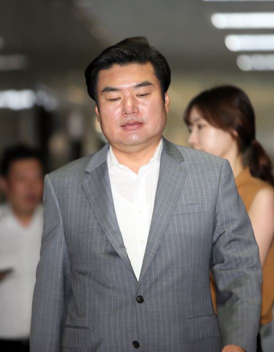 원유철, 내일 與 원내대표 후보 단독 등록...14일 의총서 합의 추대  