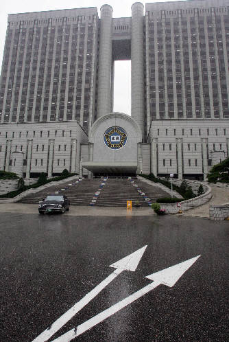 여성 직장 상사가 신입 여성 직원에게 성희롱성 발언…위자료 물어주라는 판결  