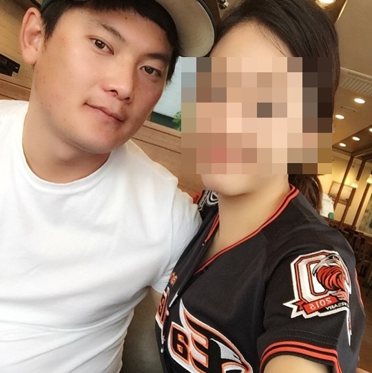 한화 이성열 스튜어디스 여친 공개… 12월 결혼설도  