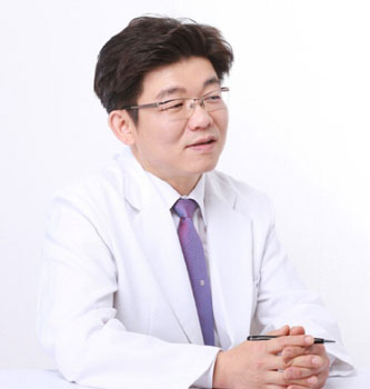 리프팅·이중턱제거는 페이스타이트, 휴가철 피부관리는 엑셀브이레이저  