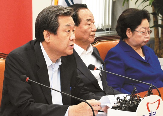 , Ѵ    樵 寵   뵿  