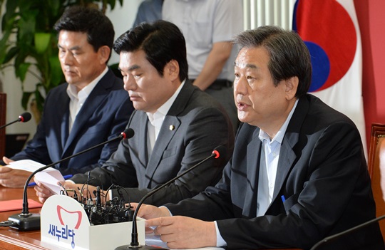 김무성 대표 “野, 개혁 부르짖는 야당이 반개혁적…국민 용납 않을 것”  