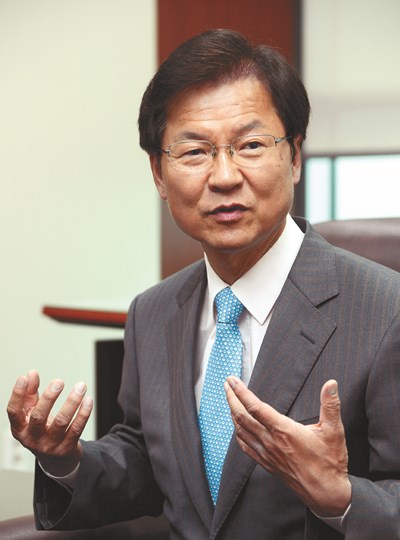 야권 탈당파, 민주당으로 헤쳐 모여? 천정배 “논의 한 바 없다” 일축  