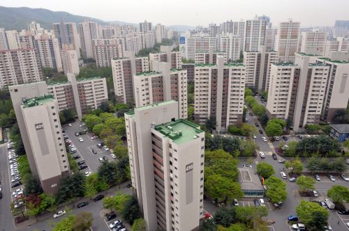 7월 주택담보대출 3조원 증가…저금리·전세난 때문  