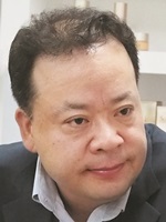 허가증 취득 대행 자회사 설립 이지함화장품 최형석 대표 “중국 화장품 시장 ‘위생허가’ 벽 넘겨줄 것”  